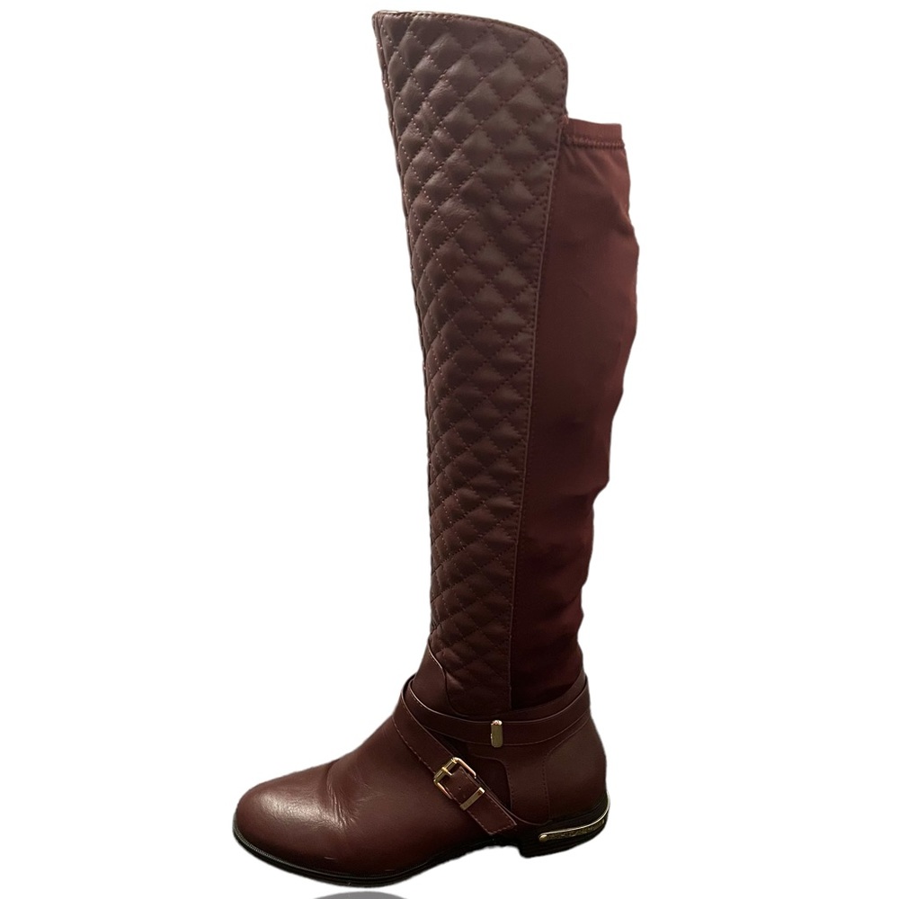 Shoe Dazzle Flat Boot